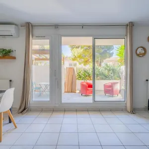 Appartement The Beach Of The Marina Olympique, Lovely, Marseille